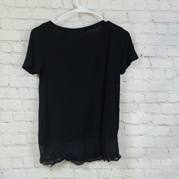 Zenana Black Short Sleeve Pocket Tee Layered Look Lacy Mesh Hem Small Stretchy - Picture 6 of 6